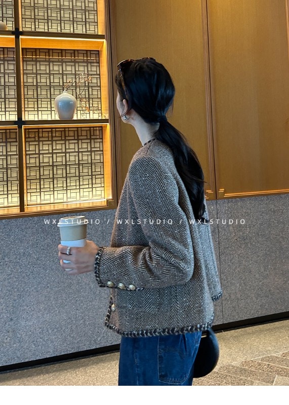 WXLSTUDIOはクラシックに敬意を表し高級ブランドの生地を使用したカスタム染めのヘビーウェイトシープウールの香り豊かなスモールジャケットです WXLSTUDIOはクラシックに敬意を表し高級ブランドの生地を使用したカスタム染めのヘビーウェイトシープウールの香り豊かなスモールジャケットです