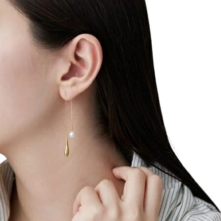 4cd516785【送料無料】【ラッピング無料】ヨンドシー 4℃ シルバー ピアス ブランド 正規品 新品 ギフト プレゼント 人気 おすすめ 誕生日 記念日 クリスマス