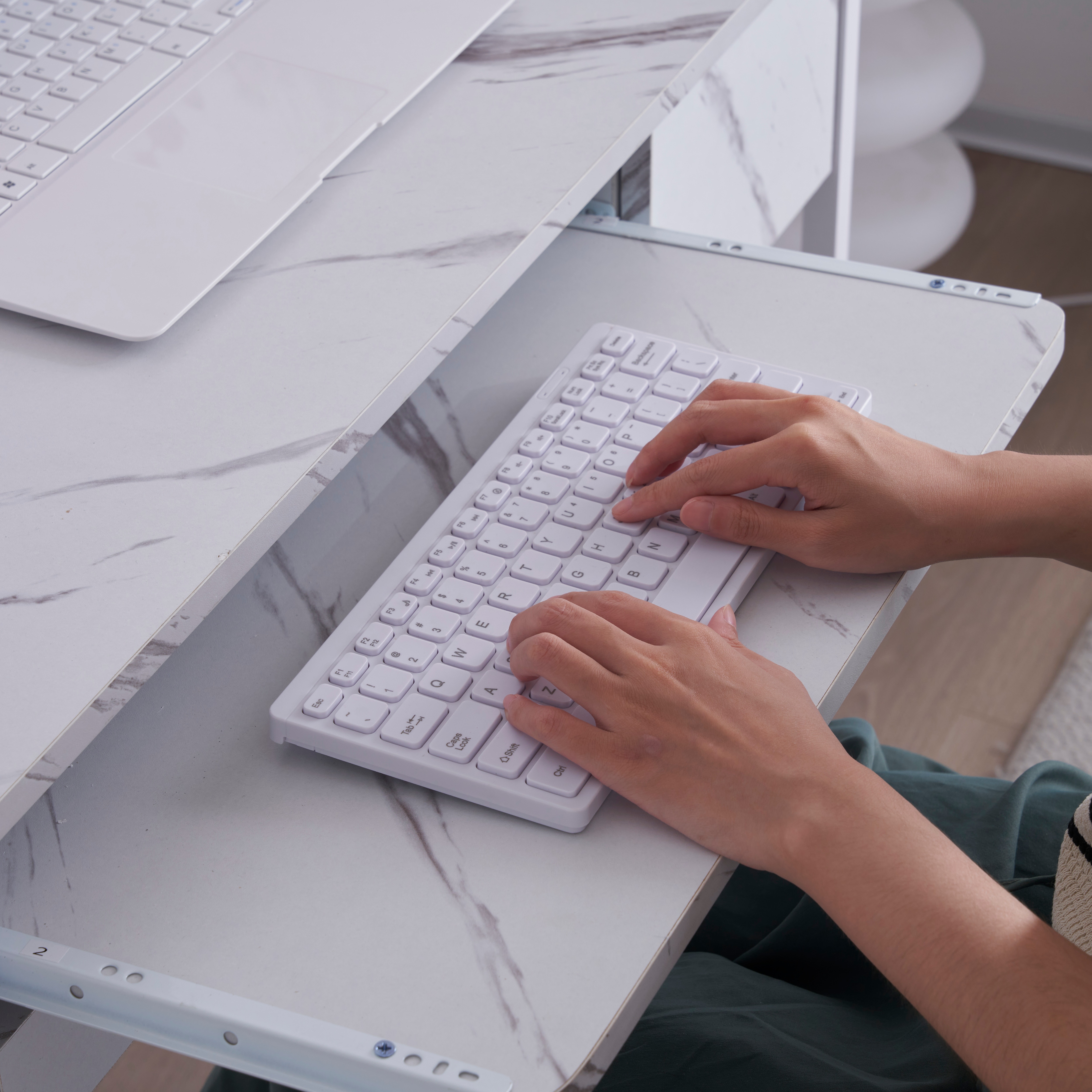 【国内発送,送.料無料】A99【新品登場】【ホワイト】パソコンデスク 引き出し付き 収納台 pcデスク 机 大理石柄 おしゃれ キーボード付 ミシン台 学習机 勉強机 新作