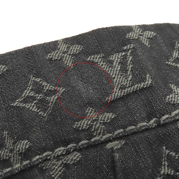 ルイヴィトン LOUIS VUITTON ショルダーバッグ デイリー PM モノグラムデニム ブラック ゴールド金具 黒 M40494 AR1171【中古】 ルイヴィトン LOUIS VUITTON ショルダーバッグ デイリー PM モノグラムデニム ブラック ゴールド金具 黒 M40494 AR1171【中古】