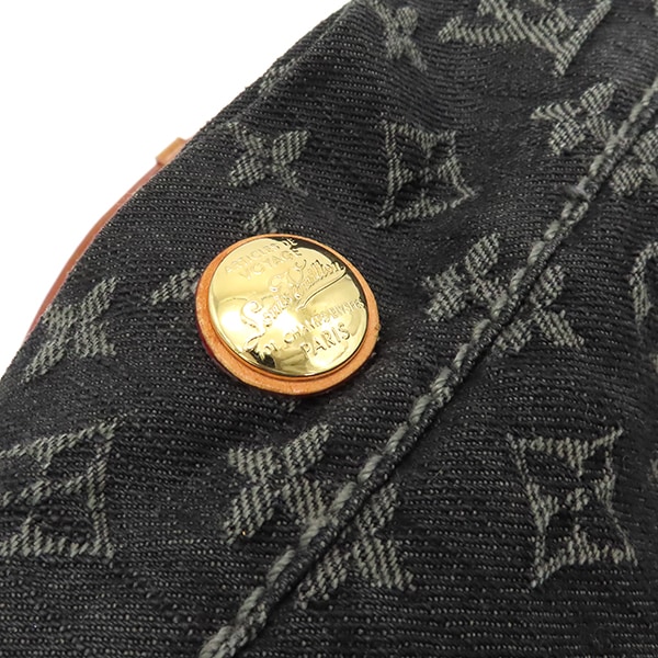 ルイヴィトン LOUIS VUITTON ショルダーバッグ デイリー PM モノグラムデニム ブラック ゴールド金具 黒 M40494 AR1171【中古】 ルイヴィトン LOUIS VUITTON ショルダーバッグ デイリー PM モノグラムデニム ブラック ゴールド金具 黒 M40494 AR1171【中古】