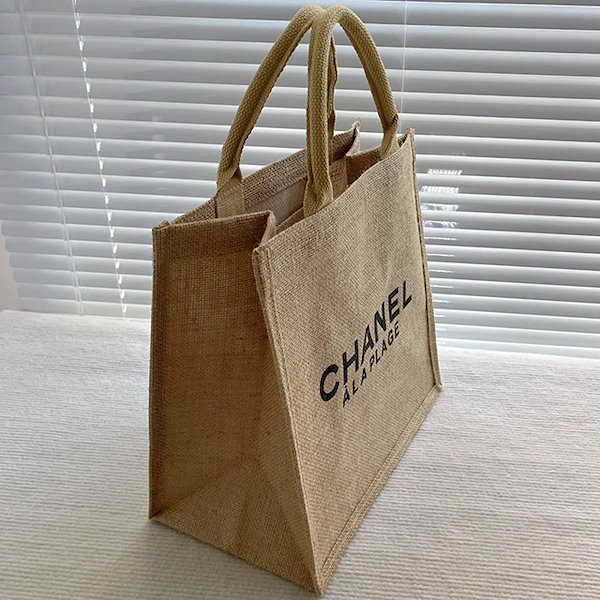 CHANEL海外限定 コスメノベルティコスメティック リネントート