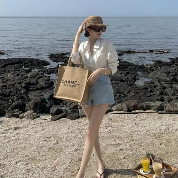 【海外 正規品】 Qoo10] CHANEL コスメ ノベルティ海外限定商品!! コス バッグ