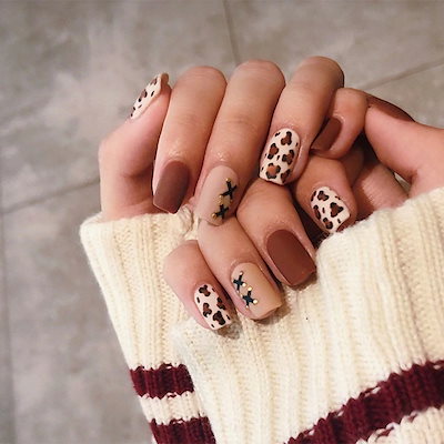 Qoo10] ネイルチップ 0107-先のとがったつや : ネイル