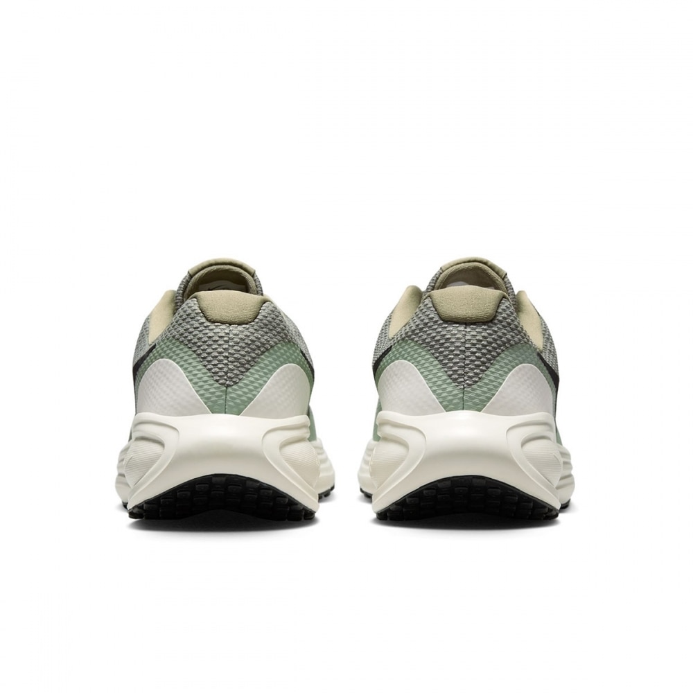 ナイキレボリューション 8 HJ9198-300 ナイキレボリューション 8 HJ9198-300