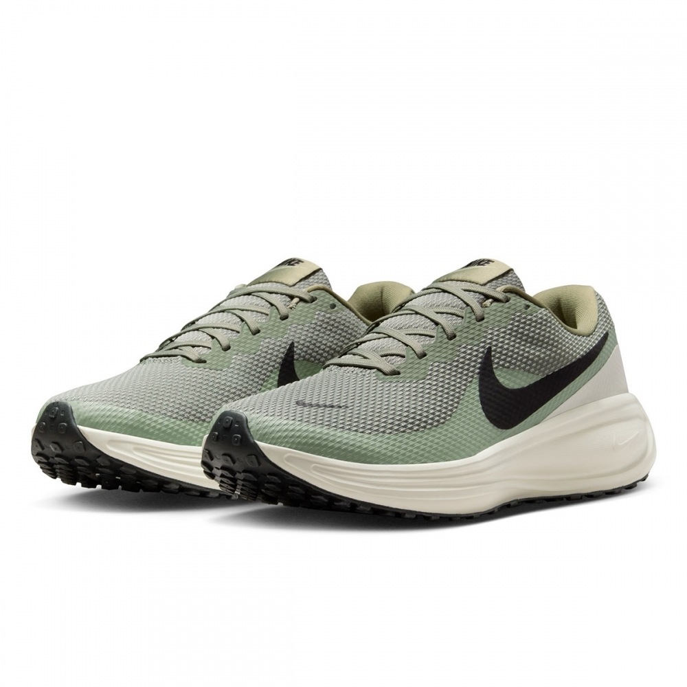 ナイキレボリューション 8 HJ9198-300 ナイキレボリューション 8 HJ9198-300