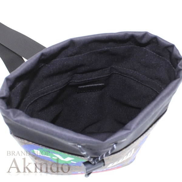 【新品・未使用】ショルダーバッグ クロス ボディバッグ メンズ チョークスリング バッグ 巾着型 モノグラム ブラウン M44625 斜め掛け 便利 ブランド_5