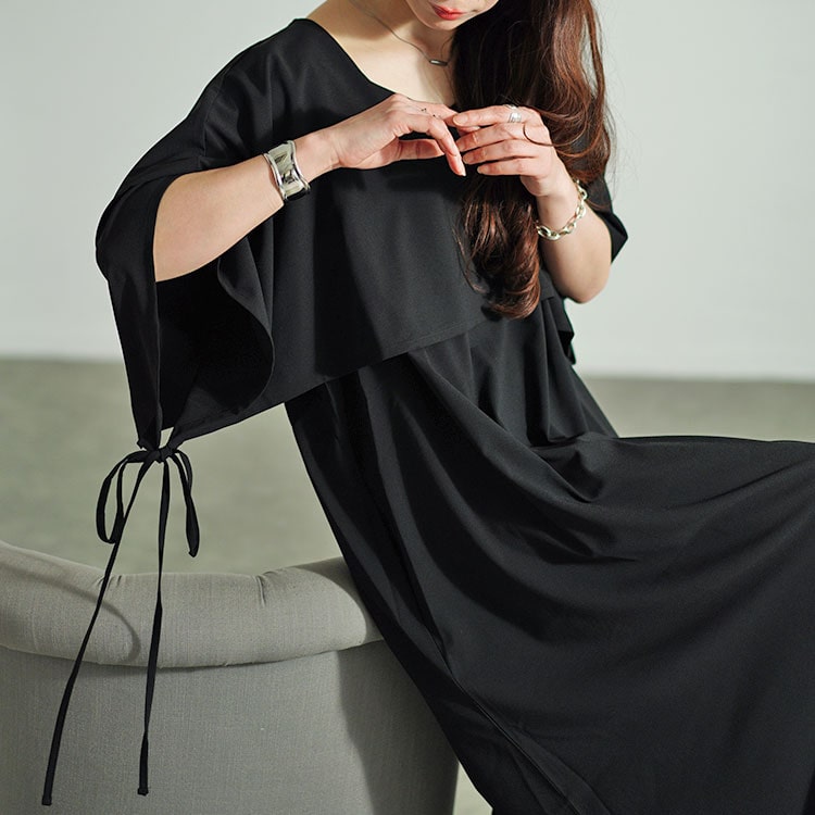 【即納】大きいサイズレディース ワンピース フェイクトップスレイヤードサイドリボンワンピース ワンピ ロング マキシ 半袖 5分袖 ドルマン フェイクレイヤード リボン フレア ストレッチ 伸縮 無地 【即納】大きいサイズレディース ワンピース フェイクトップスレイヤードサイドリボンワンピース ワンピ ロング マキシ 半袖 5分袖 ドルマン フェイクレイヤード リボン フレア ストレッチ 伸縮 無地