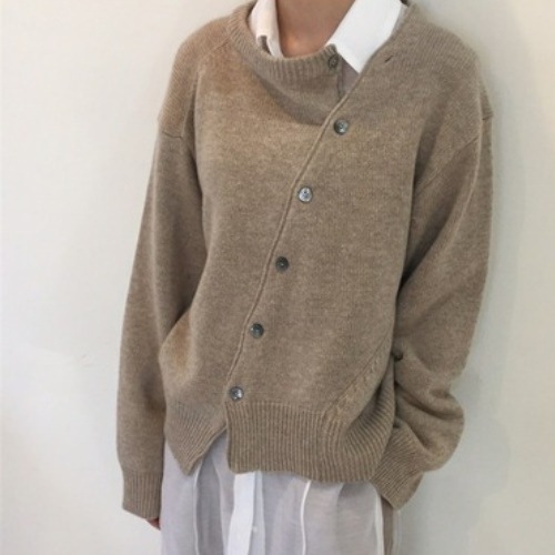 【送料無料】レディース 長袖 ニット カーディガン 斜めのバックル セーター ジャケット 【送料無料】レディース 長袖 ニット カーディガン 斜めのバックル セーター ジャケット