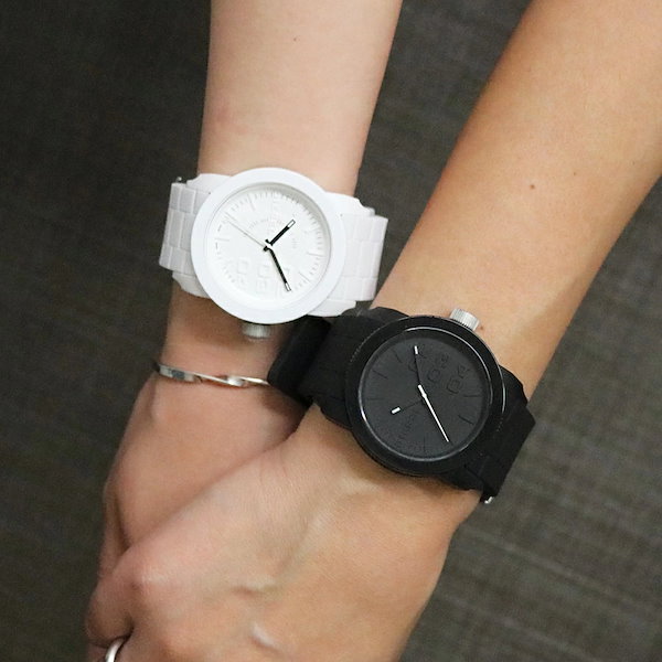 【2個セット】 DIESEL ディーゼル 大人気数量限定 腕時計 ホワイト ブラック ラバーベルト