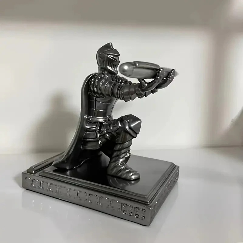 ペンスタンド 騎士 シルバー iPhoneスタンド エレガント スタイリッシュ かっこいい デスク オフィス デスクワーク SNS映え 4-7