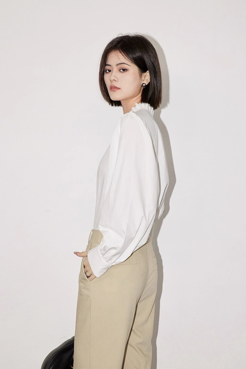 フレンチ ニッチ シャツ Vネック 通気性 通勤 長袖 トップス 個性的 トップス シャツ 白シャツ 白トップス 袖あり 長袖 Vネック 襟付き 大人可愛い きれいめ シンプル カジュアル 大人 上品