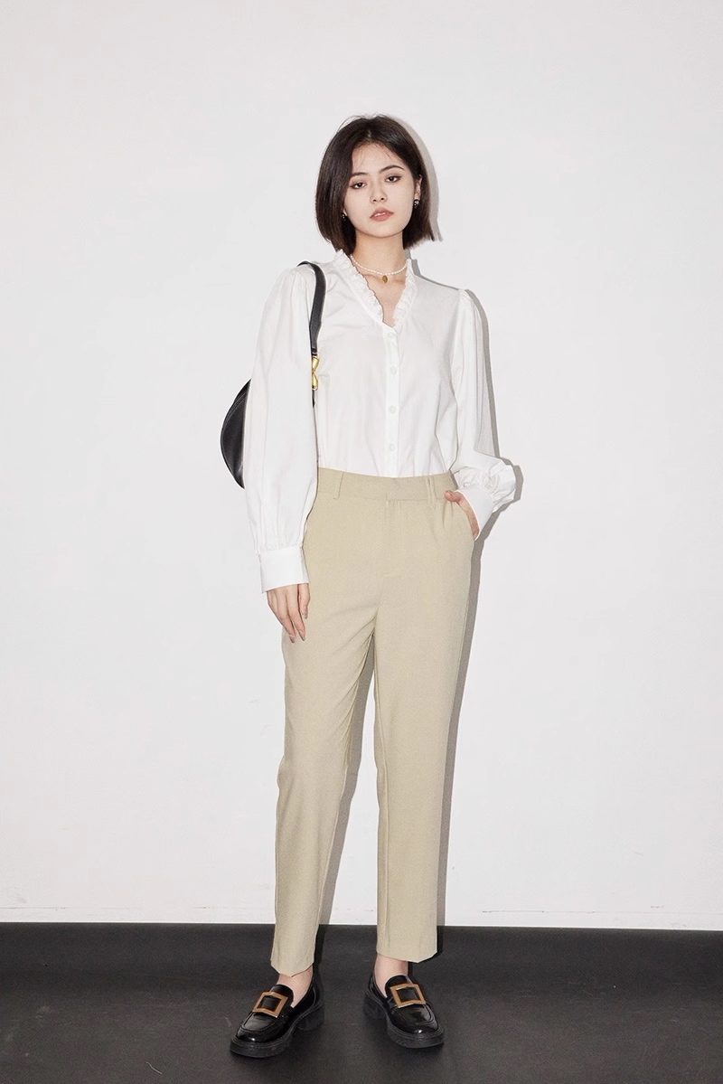 フレンチ ニッチ シャツ Vネック 通気性 通勤 長袖 トップス 個性的 トップス シャツ 白シャツ 白トップス 袖あり 長袖 Vネック 襟付き 大人可愛い きれいめ シンプル カジュアル 大人 上品