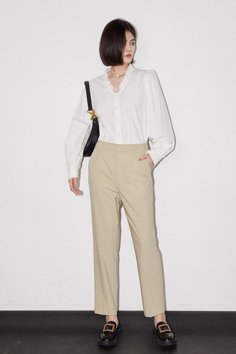 フレンチ ニッチ シャツ Vネック 通気性 通勤 長袖 トップス 個性的 トップス シャツ 白シャツ 白トップス 袖あり 長袖 Vネック 襟付き 大人可愛い きれいめ シンプル カジュアル 大人 上品