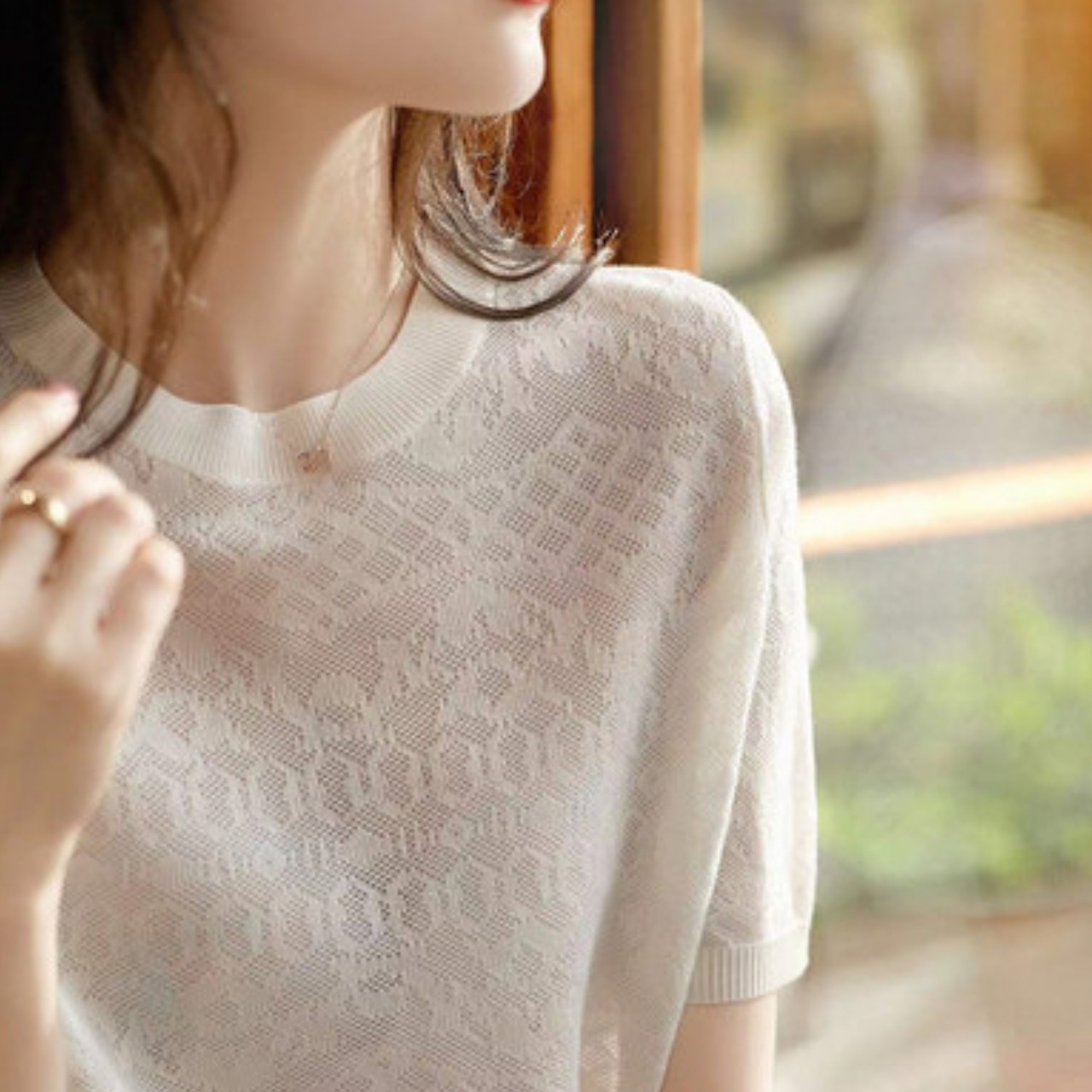 トップス セーター Tシャツ レディース ニット 袖あり 半袖 ストレート 透け感 ラウンドネック 襟なし かわいい 大人可愛い きれいめ シンプル 大人 おしゃれ お洒落 大人女子 こなれ感 ラフ