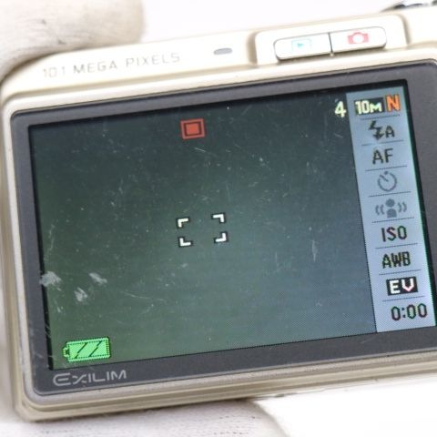 EX-Z1050 ゴールド CASIO EXILIM デジカメ 237 EX-Z1050 ゴールド CASIO EXILIM デジカメ 237