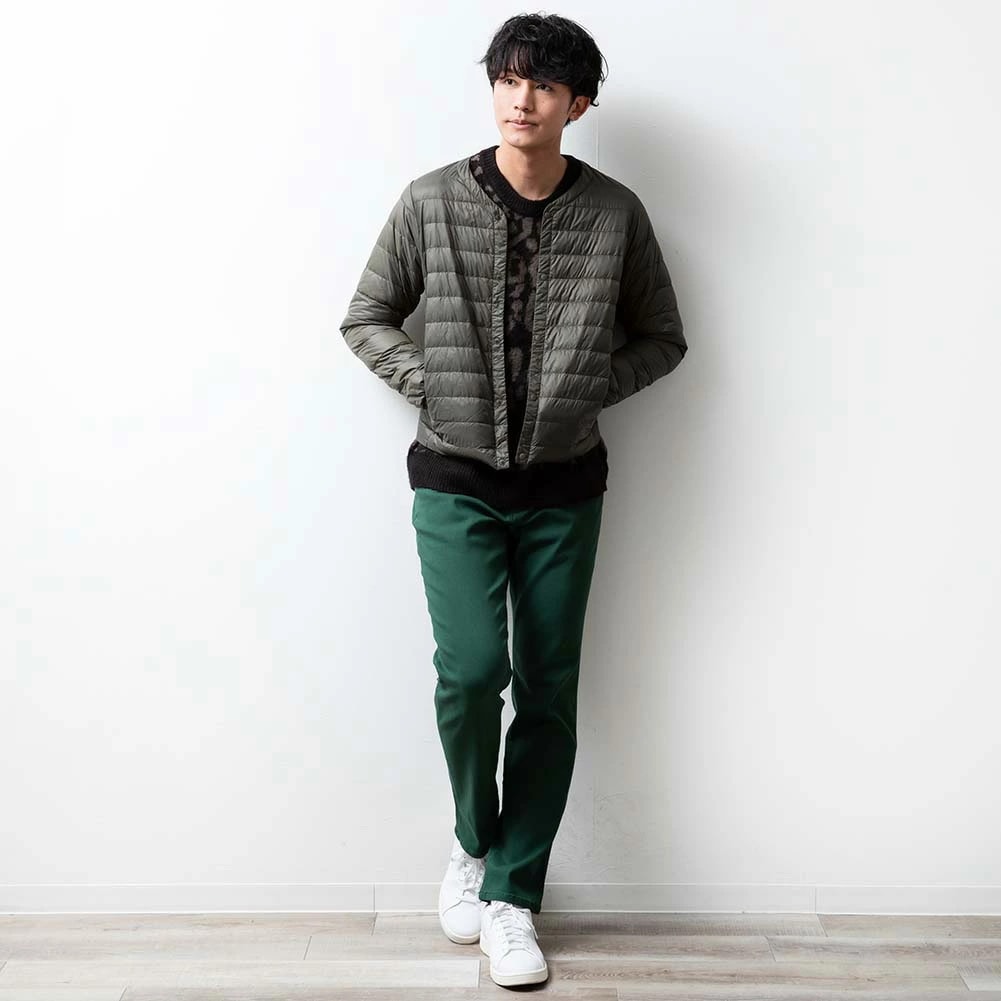 インナーダウン ジャケット メンズ 秋冬 ダウン90％ 軽量 防寒 抗菌 防臭 クルーネック ポケッタブル ライトダウン 暖かい インナージャケット 冬服 おしゃれ ブルゾン 無地 黒 チャコール M