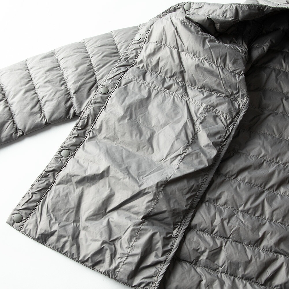 インナーダウン ジャケット メンズ 秋冬 ダウン90％ 軽量 防寒 抗菌 防臭 クルーネック ポケッタブル ライトダウン 暖かい インナージャケット 冬服 おしゃれ ブルゾン 無地 黒 チャコール M