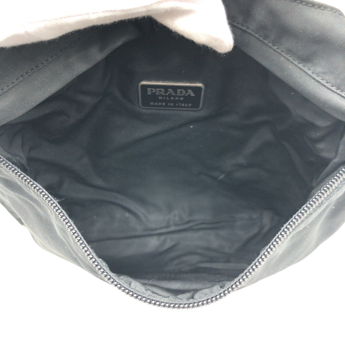 テスート 三角ロゴプレート ブラック 黒 ナイロン ショルダーバック メッセンジャーバッグ レディース 503299 テスート 三角ロゴプレート ブラック 黒 ナイロン ショルダーバック メッセンジャーバッグ レディース 503299