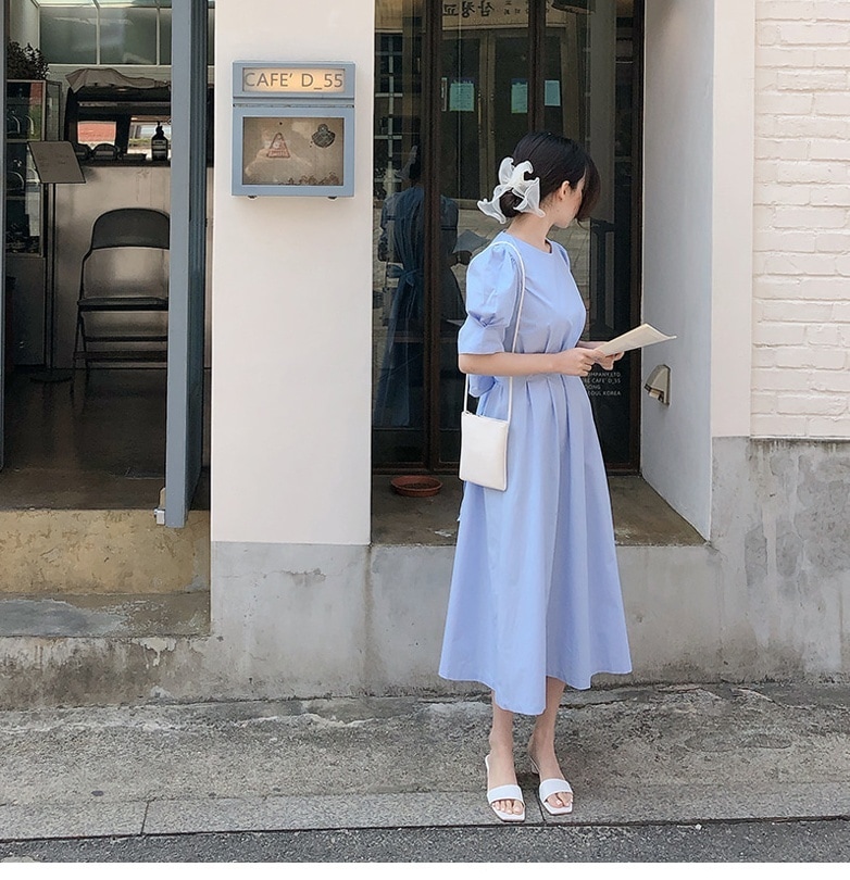 2色 ワンピース 半袖 春 秋 きれいめ フォーマル Aライン ワンピドレス 膝下 ミドル丈 五分袖 パフスリーブ ラウンドネック スリム 透け感 青 ブルー 大人カラー 春カラー 秋カラー アプリコ