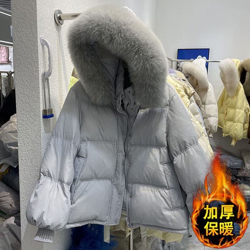 冬に流行するダウンコットンの服 高級感のある素敵すぎるダウンジャケット