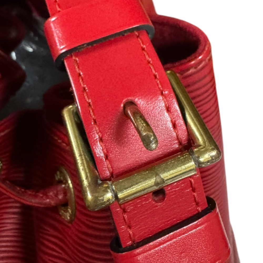 ルイヴィトン プチノエ エピ ショルダーバッグ エピレザー M44107 レッド LOUIS VUITTON 中古