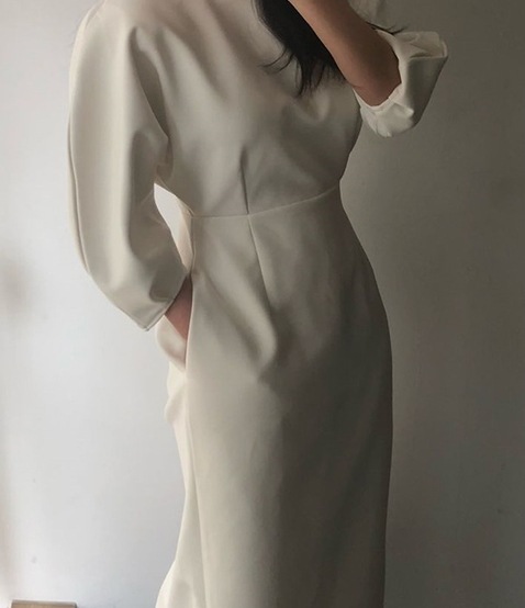 ワンピース レディース シンプルワンピース ボリュームスリーブ タイト ロング丈 ドレス クルーネック カシュクール 長袖 ミモレ丈 ハイウエスト バルーンスリーブ ウエストリボン ブラック ワンピース レディース シンプルワンピース ボリュームスリーブ タイト ロング丈 ドレス クルーネック カシュクール 長袖 ミモレ丈 ハイウエスト バルーンスリーブ ウエストリボン ブラック