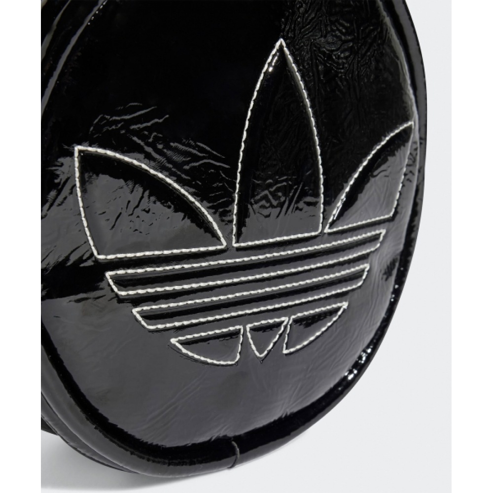 アディダスプレミアムラウンドバックパック-ブラック/JD5561 アディダスプレミアムラウンドバックパック-ブラック/JD5561