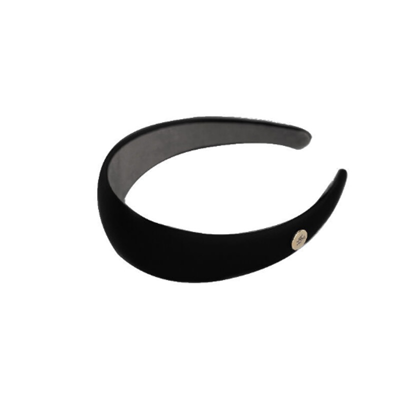 [イェウォン着用] [韓国の人気芸能人着用] LV031 Classic hairband ヘアバンド デイリーアクセサリー SNSで人気 韓国ファッションスタイル
