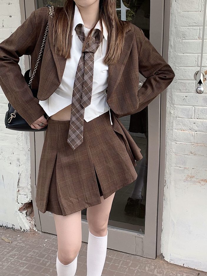 制服スーツワンピース 学院風JK制服スーツショート丈スーツ透かし彫り春秋プリーツスカート 脚魅せミニスカート 涼しく楽ちんセットアップ ブレザー コスプレ女子高生 制服スーツワンピース 学院風JK制服スーツショート丈スーツ透かし彫り春秋プリーツスカート 脚魅せミニスカート 涼しく楽ちんセットアップ ブレザー コスプレ女子高生