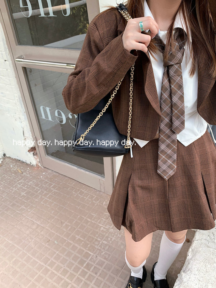 制服スーツワンピース 学院風JK制服スーツショート丈スーツ透かし彫り春秋プリーツスカート 脚魅せミニスカート 涼しく楽ちんセットアップ ブレザー コスプレ女子高生 制服スーツワンピース 学院風JK制服スーツショート丈スーツ透かし彫り春秋プリーツスカート 脚魅せミニスカート 涼しく楽ちんセットアップ ブレザー コスプレ女子高生