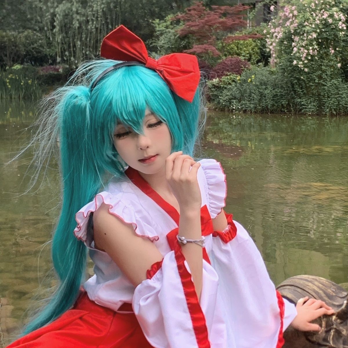 オリジナルの新商品初音宅舞巫女服コスプレ衣装大サイズ巫女服ハロウィーンショー服