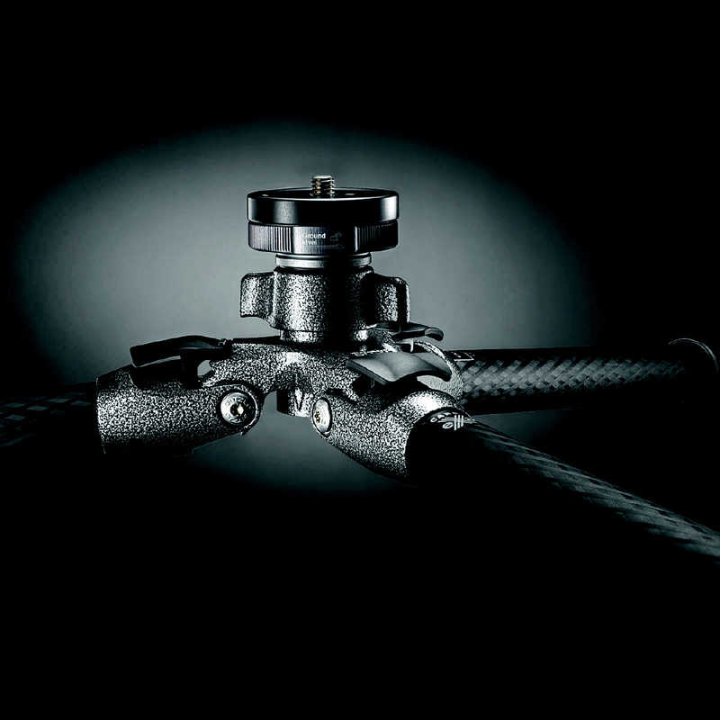 ジッツォ 4段三脚マウンテニア三脚GT2542+雲台GH3382QDキット GK2542-82QD ジッツォ 4段三脚マウンテニア三脚GT2542+雲台GH3382QDキット GK2542-82QD