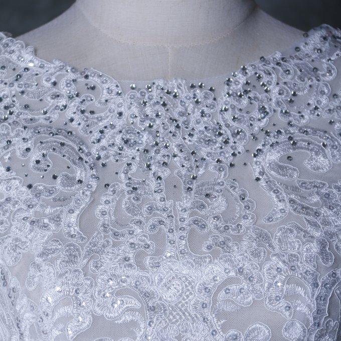 実例写真!美品!ボレロ キラキラのハンドビーディング トップス 繊細レース 花嫁/ウェディングドレス 実例写真!美品!ボレロ キラキラのハンドビーディング トップス 繊細レース 花嫁/ウェディングドレス