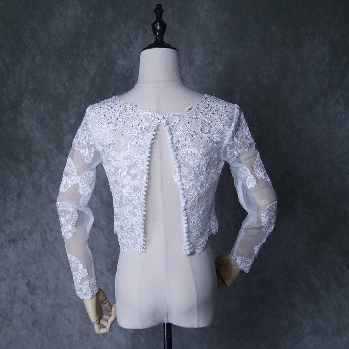 実例写真!美品!ボレロ キラキラのハンドビーディング トップス 繊細レース 花嫁/ウェディングドレス 実例写真!美品!ボレロ キラキラのハンドビーディング トップス 繊細レース 花嫁/ウェディングドレス