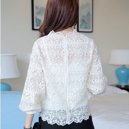 2035.袖コンシャス透かしレーストップス(ホワイト) 2035.袖コンシャス透かしレーストップス(ホワイト)