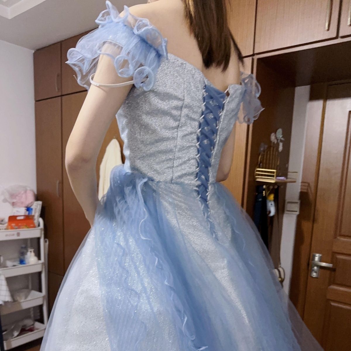 青のイブニングドレス 女性 2025 成人式 ハイエンド ロングスカート 青のイブニングドレス 女性 2025 成人式 ハイエンド ロングスカート