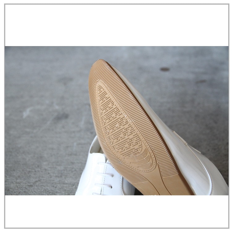 エナメルシューズ メンズ 紐靴 尖ったつま先 合皮 シンプル おしゃれ 無地 白 男性用 ビジネス 普段使い エナメルシューズ メンズ 紐靴 尖ったつま先 合皮 シンプル おしゃれ 無地 白 男性用 ビジネス 普段使い