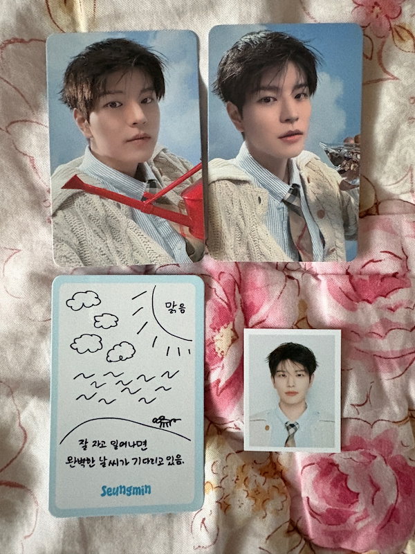 Qoo10] JYP Entertainment Stray Kids 公式 5期 ファン