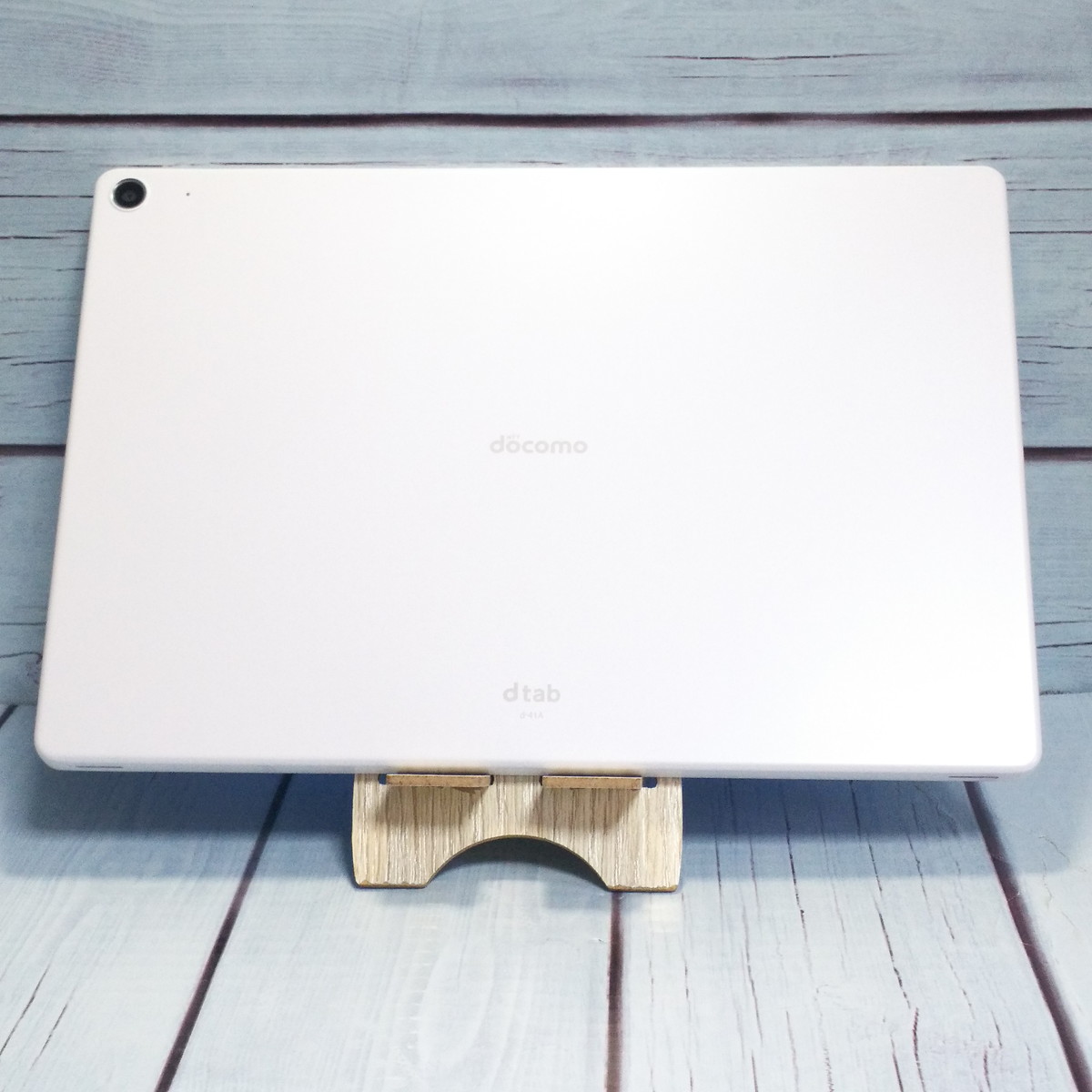 訳ありdocomo 4G dtab d-41A ホワイト 【SIMロック解除済】 訳ありdocomo 4G dtab d-41A ホワイト 【SIMロック解除済】