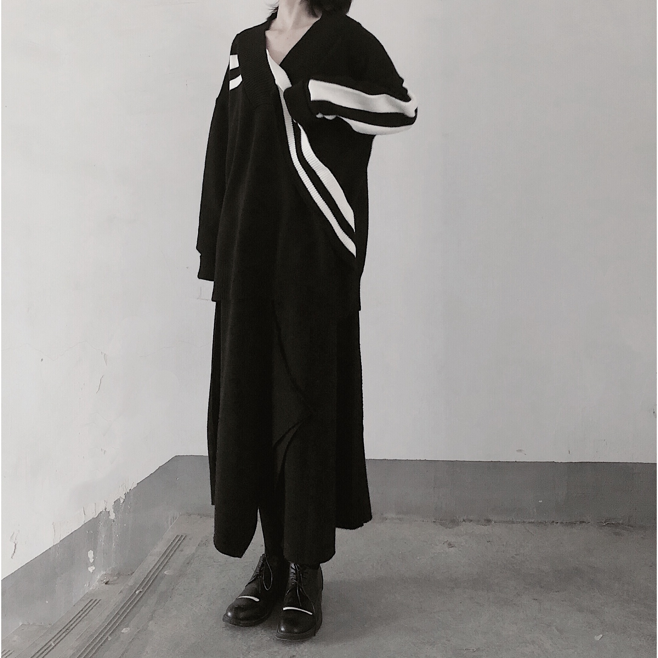 トップス セーター ストライプ Vネック 個性的 ニットソー プルオーバー ミディアム丈 袖あり 長袖 襟なし ストレート 切り替えデザイン かわいい 大人可愛い カジュアル 大人 おしゃれ お洒落 トップス セーター ストライプ Vネック 個性的 ニットソー プルオーバー ミディアム丈 袖あり 長袖 襟なし ストレート 切り替えデザイン かわいい 大人可愛い カジュアル 大人 おしゃれ お洒落