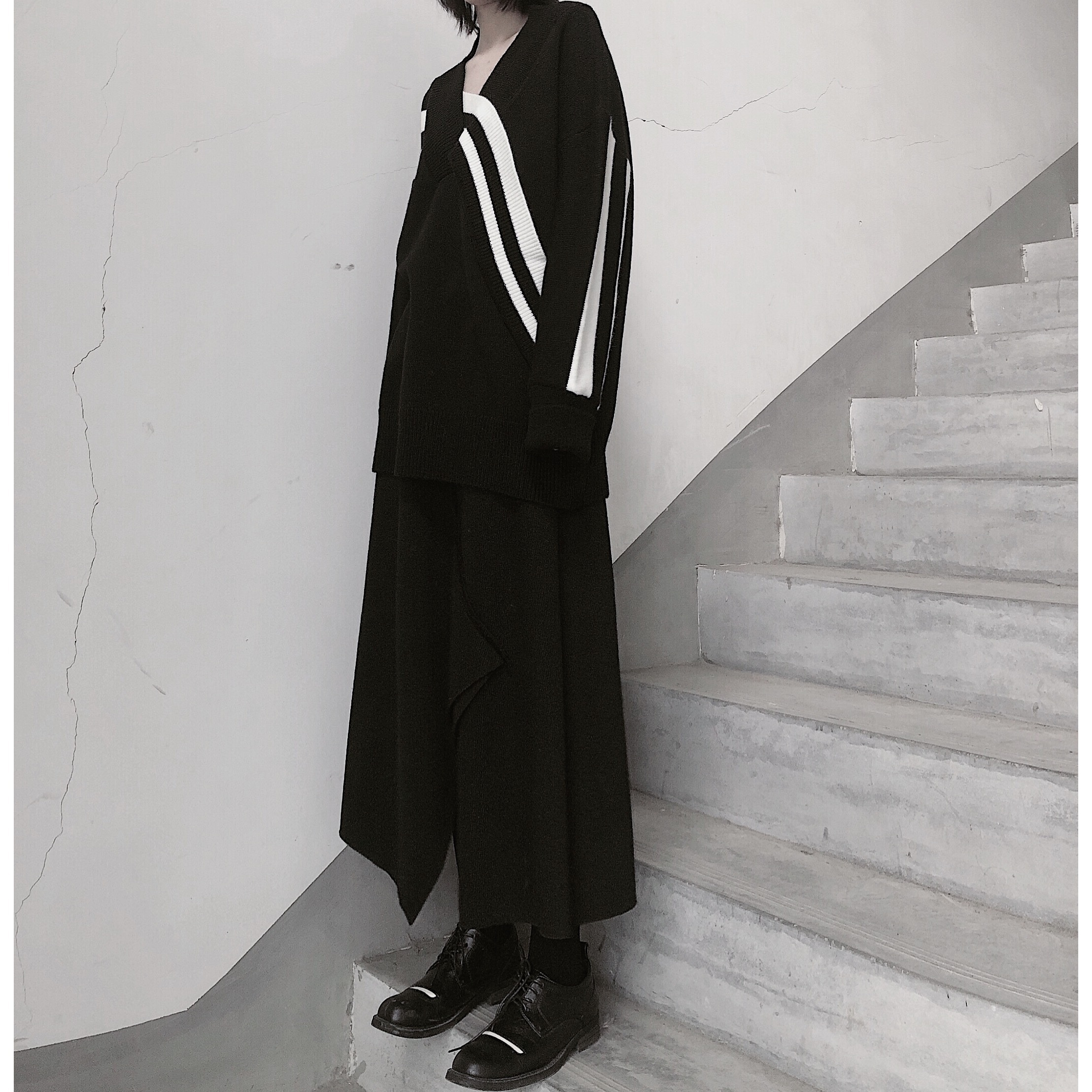 トップス セーター ストライプ Vネック 個性的 ニットソー プルオーバー ミディアム丈 袖あり 長袖 襟なし ストレート 切り替えデザイン かわいい 大人可愛い カジュアル 大人 おしゃれ お洒落 トップス セーター ストライプ Vネック 個性的 ニットソー プルオーバー ミディアム丈 袖あり 長袖 襟なし ストレート 切り替えデザイン かわいい 大人可愛い カジュアル 大人 おしゃれ お洒落