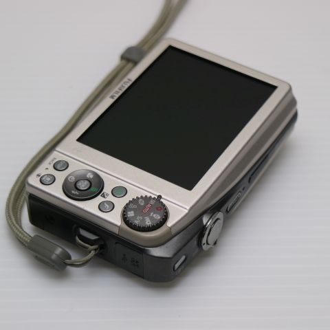 超美品 FinePix F60fd シルバー FUJIFILM デジカメ 148