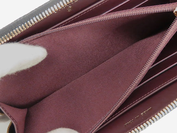 未使用シャネルマトラッセココマークキャビアスキンラウンドファスナー長財布ブラックゴールド金具グレインドカーフスキン 未使用シャネルマトラッセココマークキャビアスキンラウンドファスナー長財布ブラックゴールド金具グレインドカーフスキン