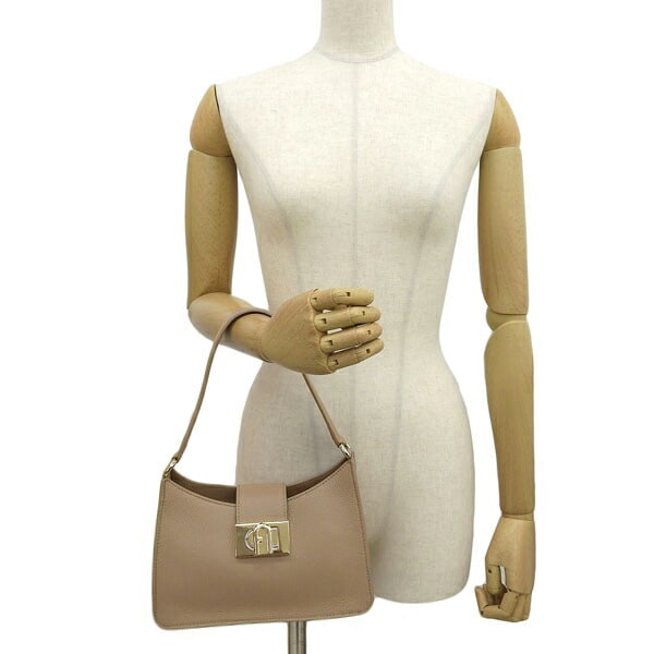 フルラ バッグ レディース ハンドバッグ ショルダーバッグ レザー ベージュ 1927 S SHOULDER BAG SOFT WB01114HSF0001257S FURLA