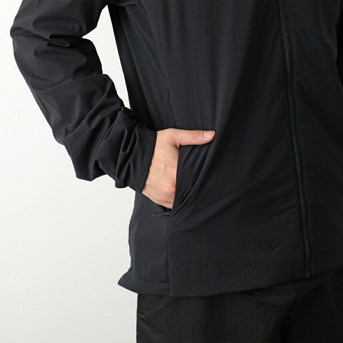 ARCTERYX アークテリクス ジャケット ATOM SL HOODY X000009560 メンズ フーディ ナイロン 中綿 軽量 Black 【mega】 ARCTERYX アークテリクス ジャケット ATOM SL HOODY X000009560 メンズ フーディ ナイロン 中綿 軽量 Black 【mega】