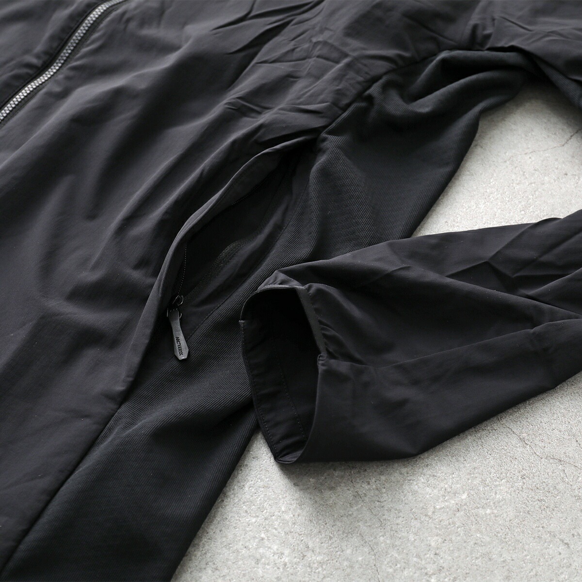 ARCTERYX アークテリクス ジャケット ATOM SL HOODY X000009560 メンズ フーディ ナイロン 中綿 軽量 Black 【mega】 ARCTERYX アークテリクス ジャケット ATOM SL HOODY X000009560 メンズ フーディ ナイロン 中綿 軽量 Black 【mega】