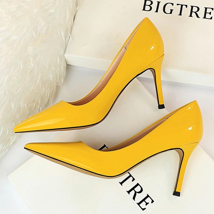 【即納】パンプス 痛くない ハイヒール 美脚 パンプス 痛くない 通勤用 エナメル パンプス ハイヒール ポインテッドトゥ ヒール8.5cm 結婚式 靴 パンプス ピンヒール 美脚パンプス 定番 フォ 【即納】パンプス 痛くない ハイヒール 美脚 パンプス 痛くない 通勤用 エナメル パンプス ハイヒール ポインテッドトゥ ヒール8.5cm 結婚式 靴 パンプス ピンヒール 美脚パンプス 定番 フォ