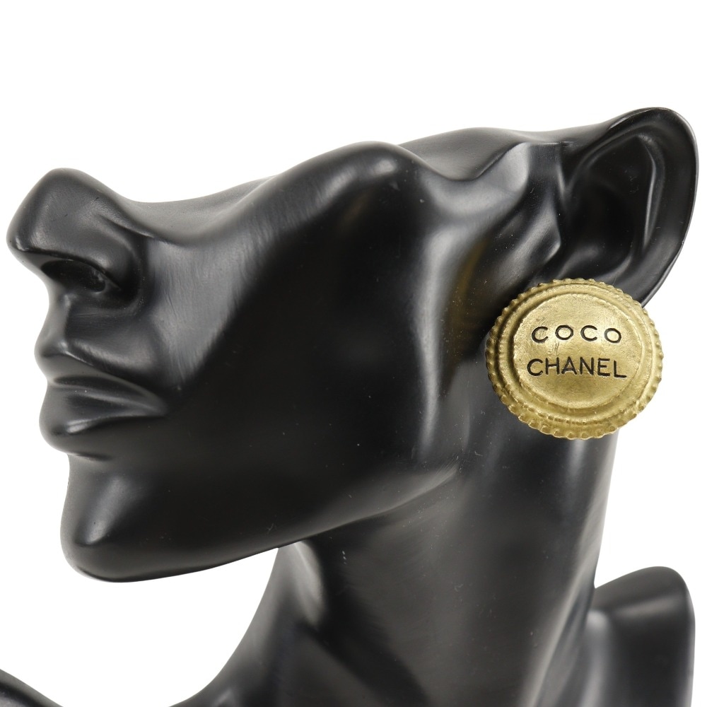 COCO ロゴ ヴィンテージ イヤリング 金メッキ 94P 約28g レディース 中古品 COCO ロゴ ヴィンテージ イヤリング 金メッキ 94P 約28g レディース 中古品