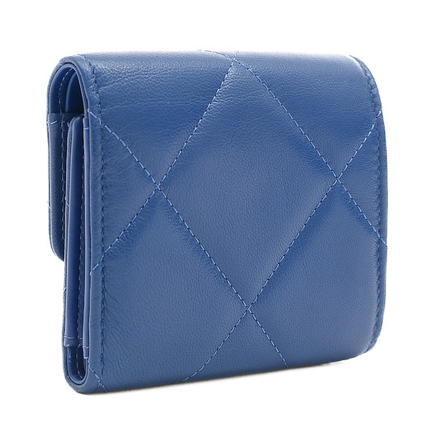Qoo10] CHANEL シャネル シャネル19 ディズヌフ スモ